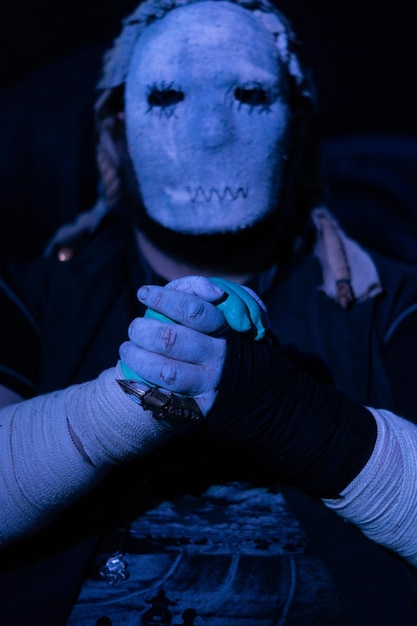 Photo close-up of person wearing mask