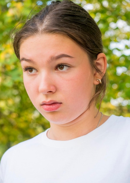 Photo close-up portrait of cute girl