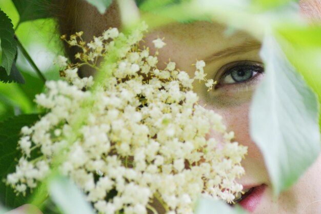 Photo close-up portrait of girl