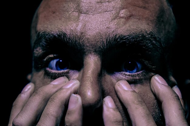 Photo close-up portrait of human eye