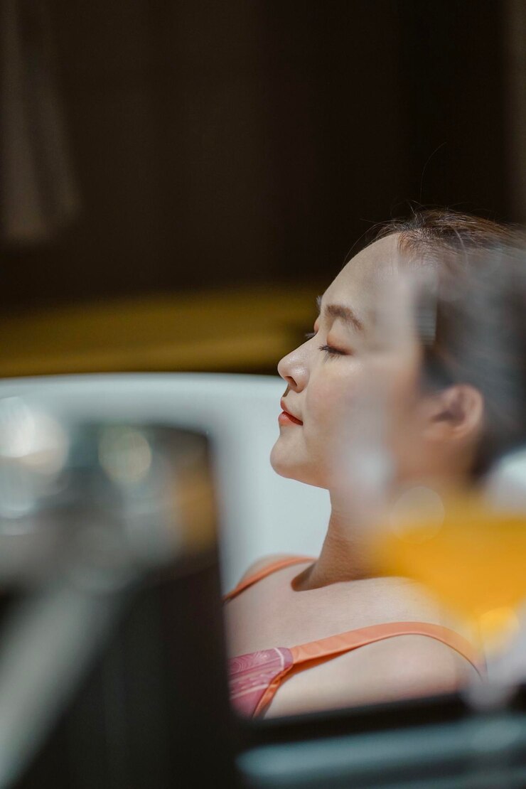 Photo 閉眼的女人近距離肖像