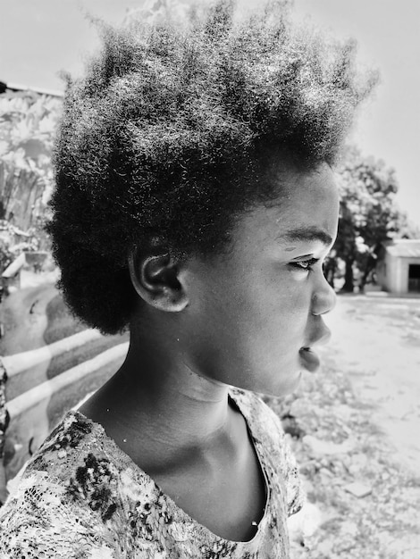 Photo close-up portrait of young garifuna girl