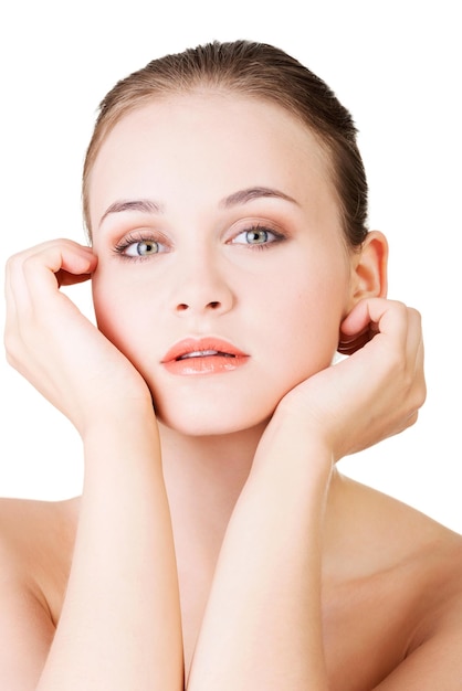 Photo close-up portrait of young woman against white background