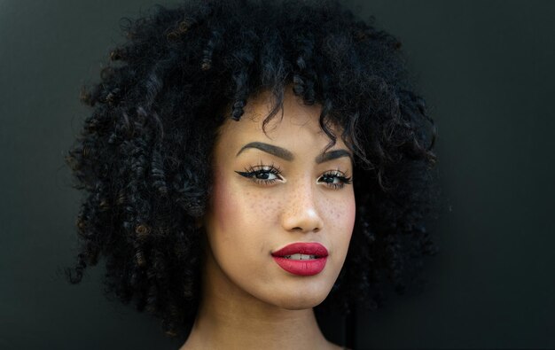 Photo close-up portrait of a young woman