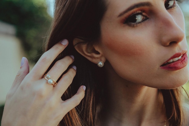 Photo close-up portrait of young woman