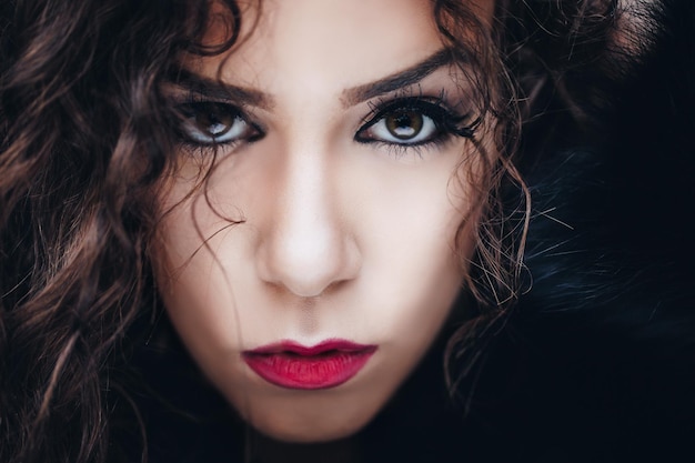 Photo close-up portrait of young woman