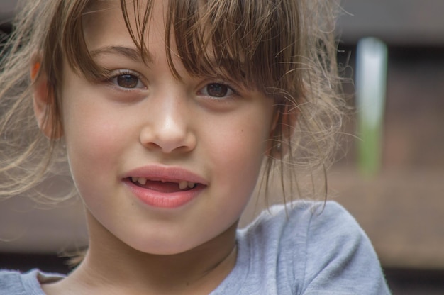 Foto close-up portret van een jongen