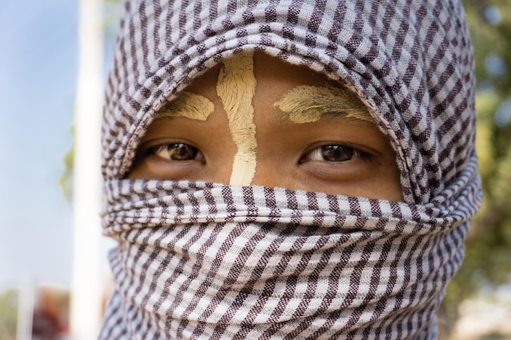 Foto close-up portret van een vrouw met een hoofddoek
