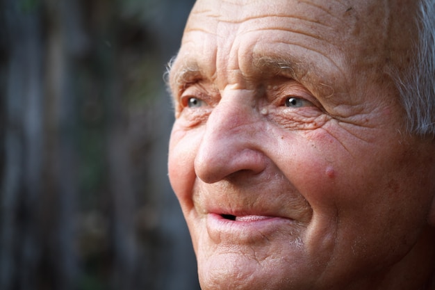 Close-up portret van een zeer oude man