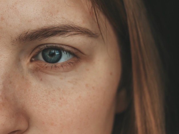 Close-up portret van het oog van een vrouw