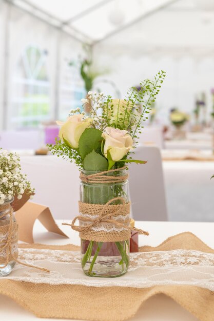 Photo close-up of potted plant on table