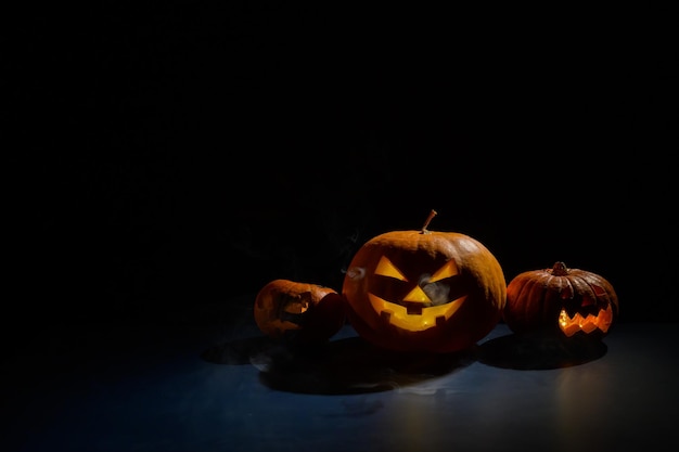 Photo close-up of pumpkin against black background