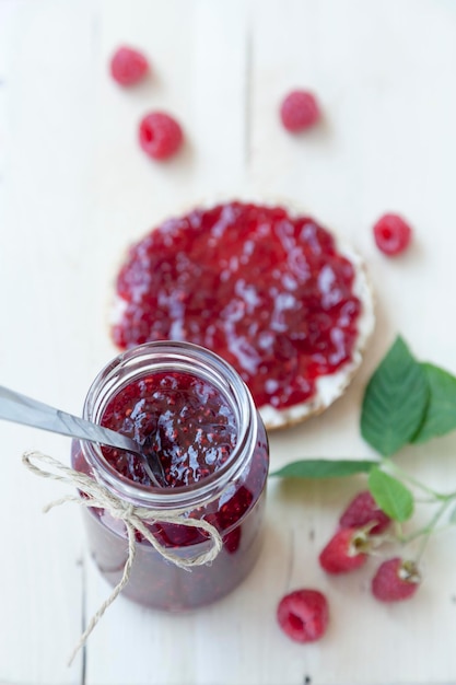 Photo close-up of raspberry jam from above