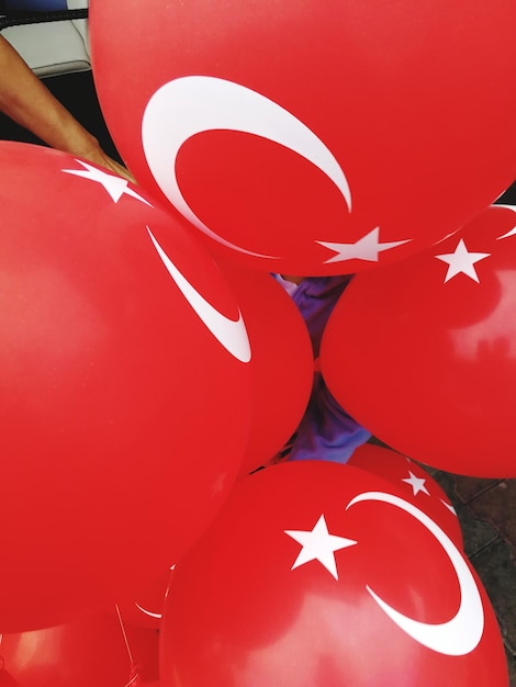 Photo close-up of red balloons