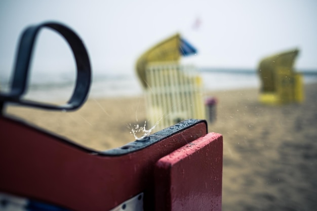 Foto prossimo piano dell'acqua rossa