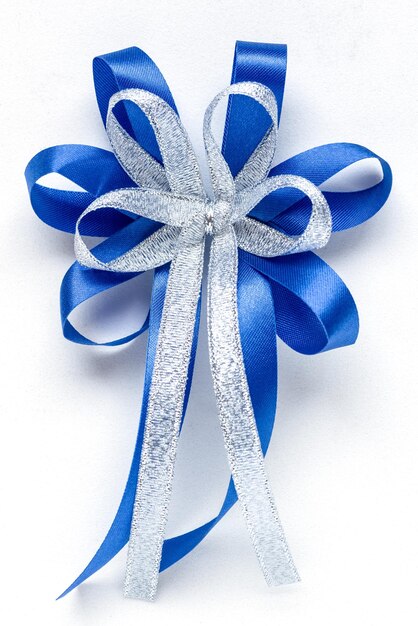 Photo close-up of ribbon on white background