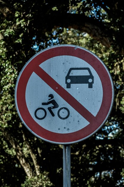 Photo close-up of road sign