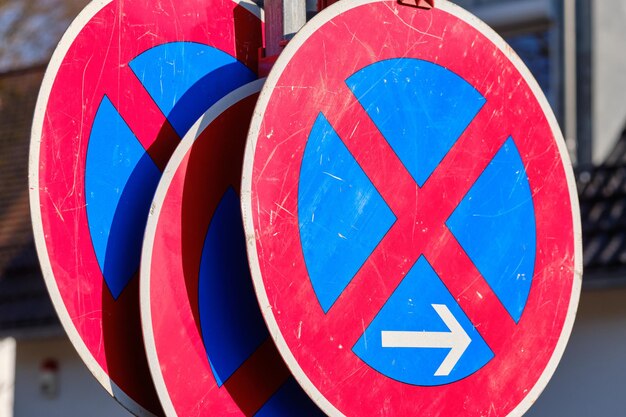 Photo close-up of road sign