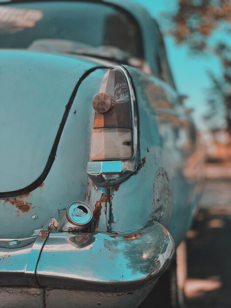 Photo close-up of rusty car