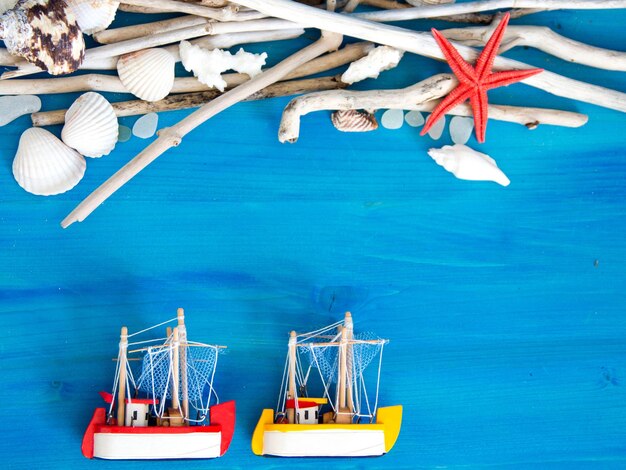 Photo close-up of sailboats in sea