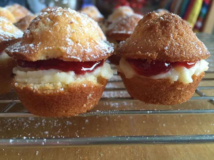 Photo close-up of served cake