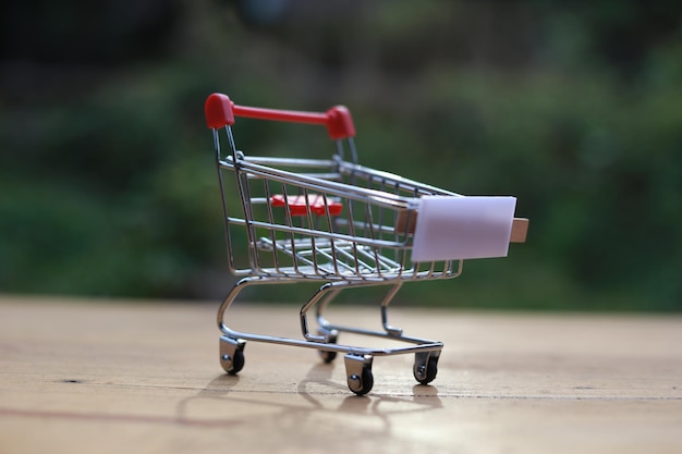 Photo close-up of shopping cart