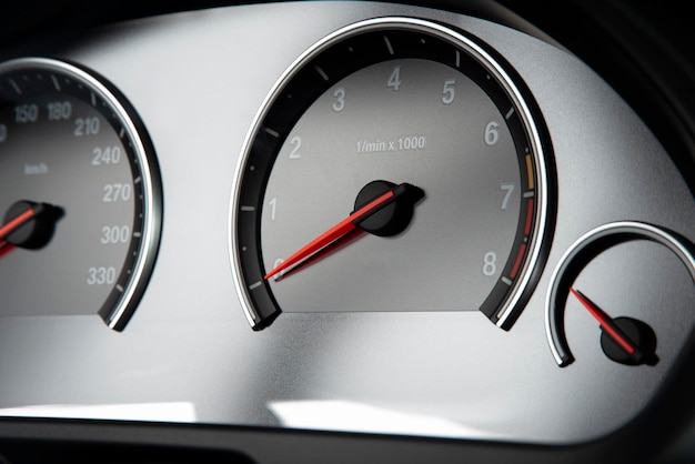 Photo close up shot of a speedometer in a car
