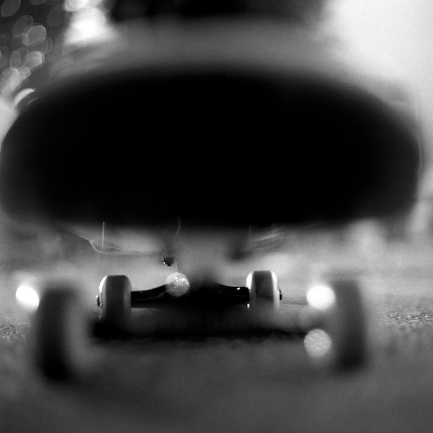 Foto close-up di uno skateboard