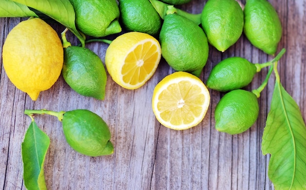 Close-up of sliced lemons on table