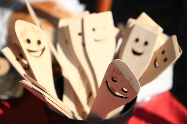 Foto prossimo piano della faccia sorridente