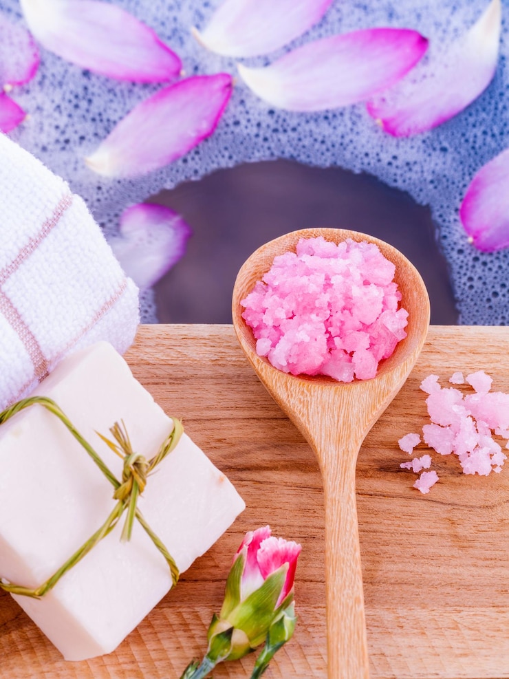 फोटो close-up of spa equipment on table