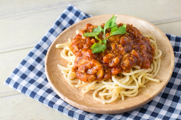 close-up spaghetti met tomatensaus