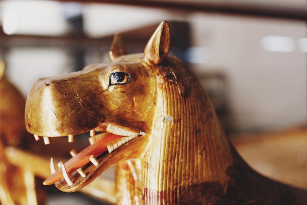 Photo close-up of statue in egyptian museum