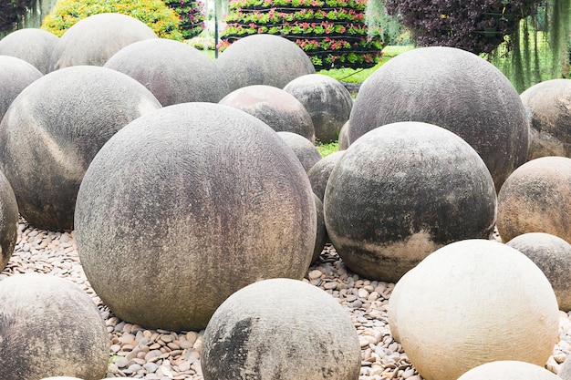 일본 정원 에 있는 돌 을 가까이 보라