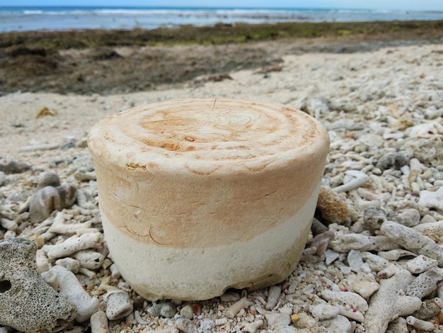 Foto close-up di pietre sulla spiaggia