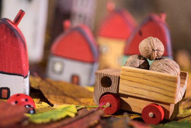 Photo close-up of stuffed toy on table