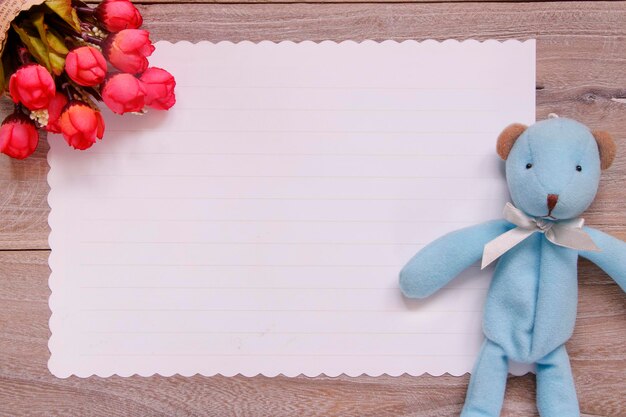 Photo close-up of stuffed toy on table