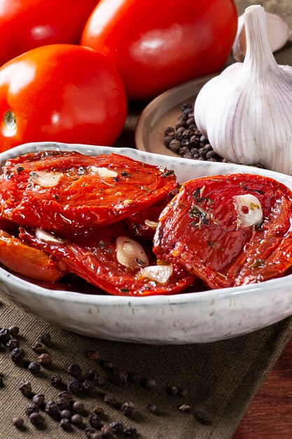 Close up sundried tomatoes in a bowl