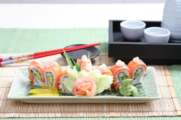 Photo close-up of sushi served on table