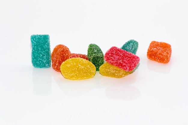 Photo close-up of sweet food on white background