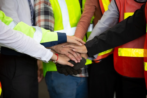 close-up teamwork lid hand schudden.