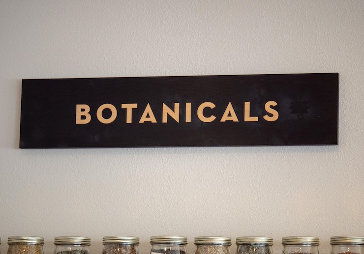 Photo close-up of text on wall