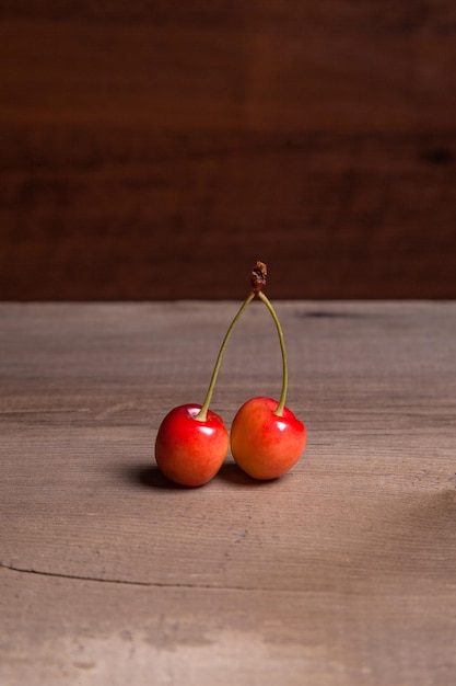 Foto prossimo piano dei pomodori sulla tavola