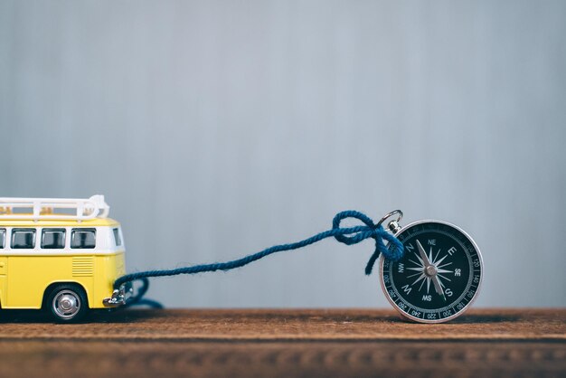 Photo close-up of toy car against wall