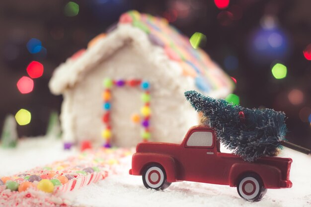 Photo close-up of toy car on snow