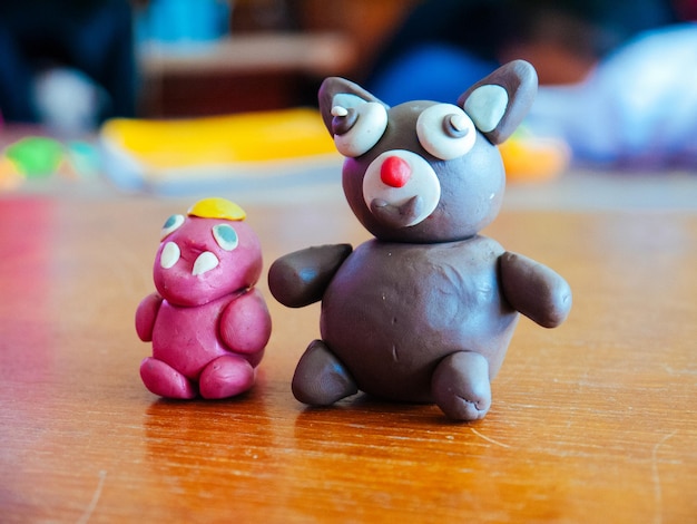 Photo close-up of toys on table