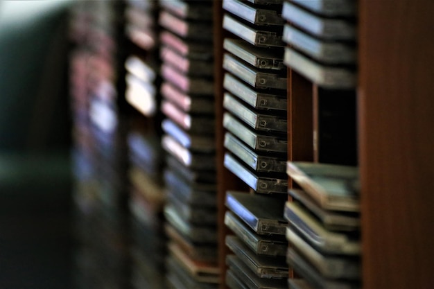 Foto close-up van boeken op de plank