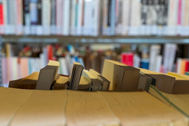 Foto close-up van boeken op tafel