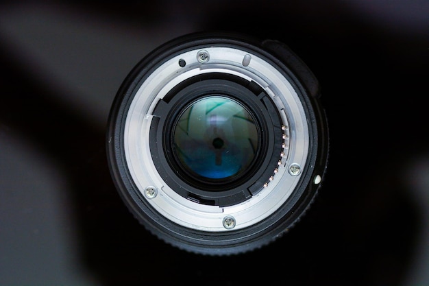 Close-up van camera lens op tafel