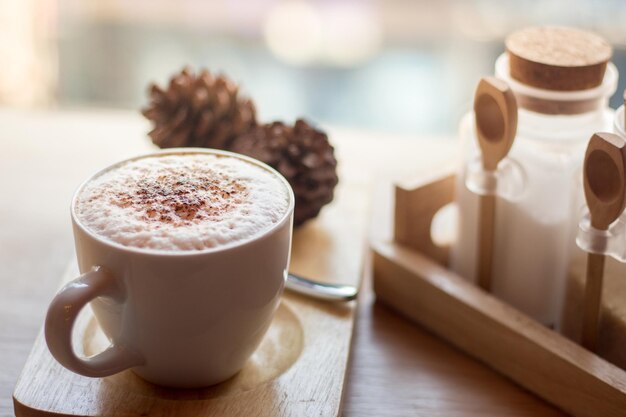 Close-up van cappuccino op tafel